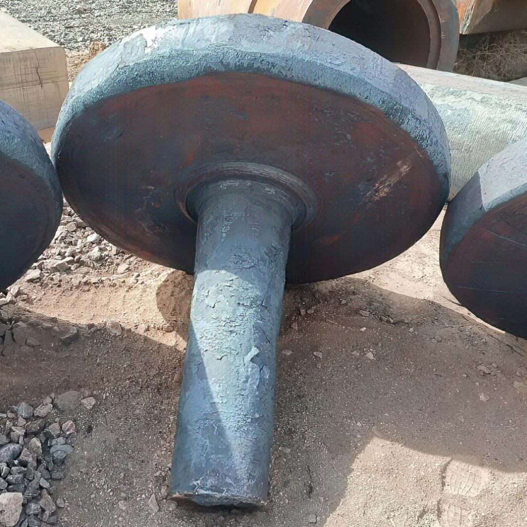 Болты главного морского двигателя